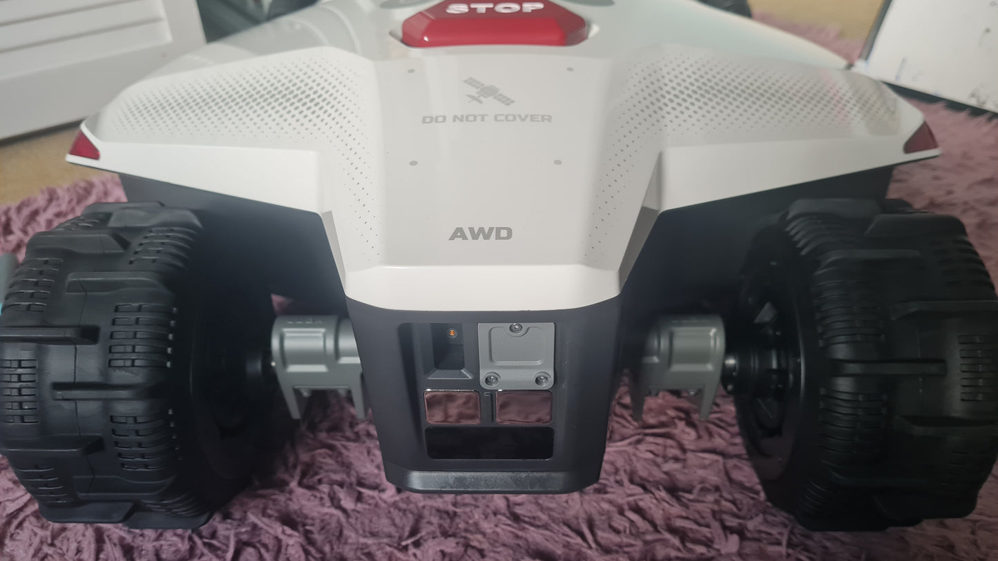 Mammotion LUBA 2 AWD 10,000 X